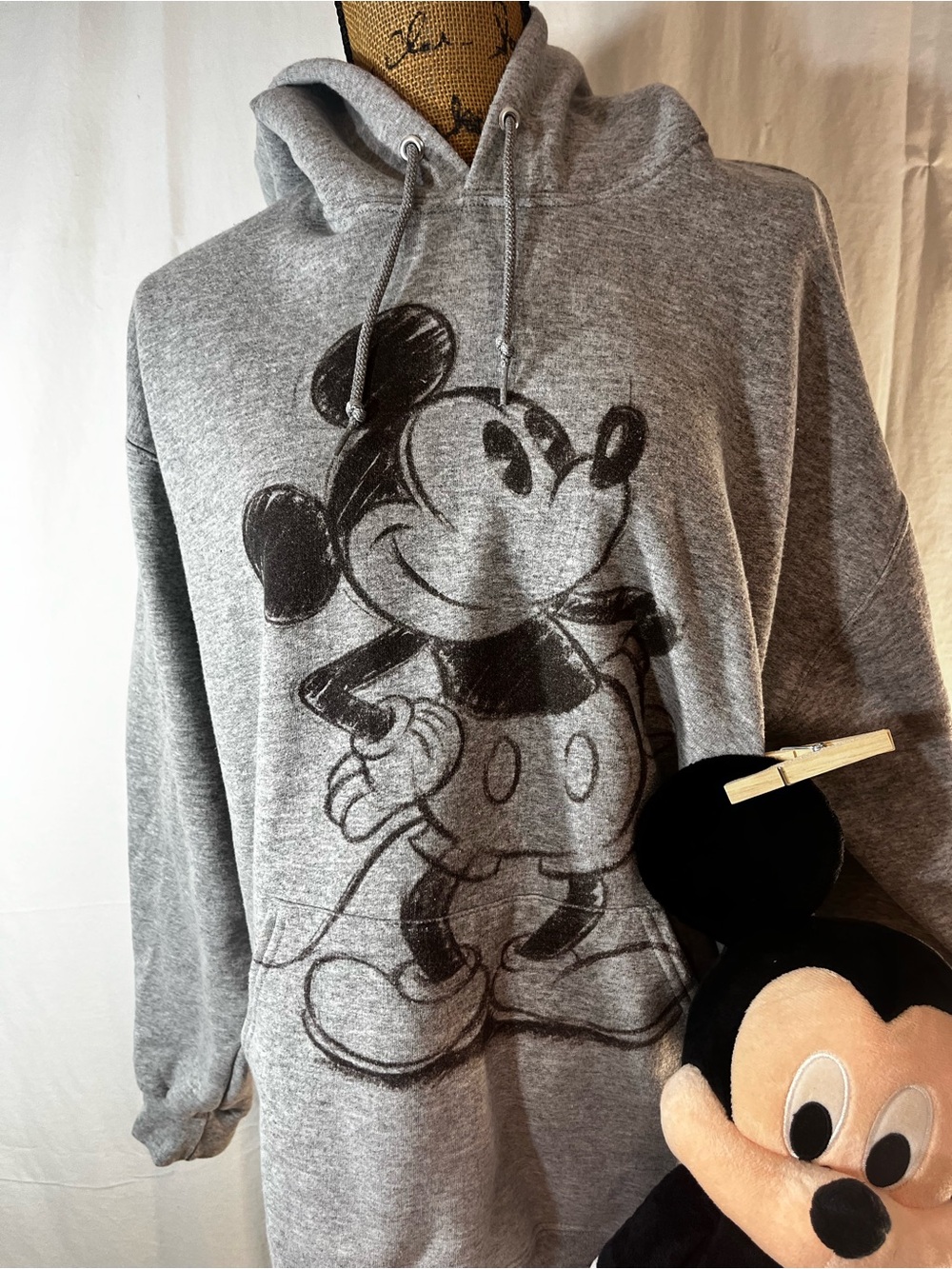 Gray Mickey Mouse Graphic Hoodie Sweatshirt women’s size L + Mickey Mouse plushy - Picture 2 of 16